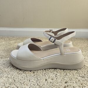 Eileen Fisher Ario Wedge Sandals Womens 9.5 Almond